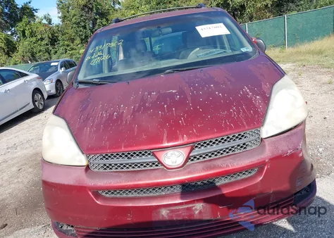 2004 Toyota Sienna Le z USA, uszkodzony, nr VIN 5TDZA23C74S005463